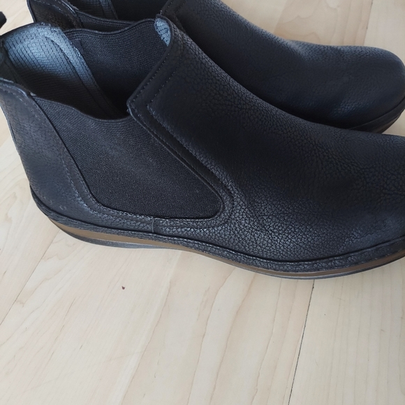 Solo Parker 600 Men's Ankle Boot. Size 10 Color Black - Picture 3 of 7